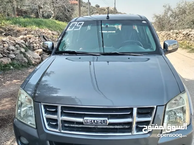 Used Isuzu D-Max in Ajloun