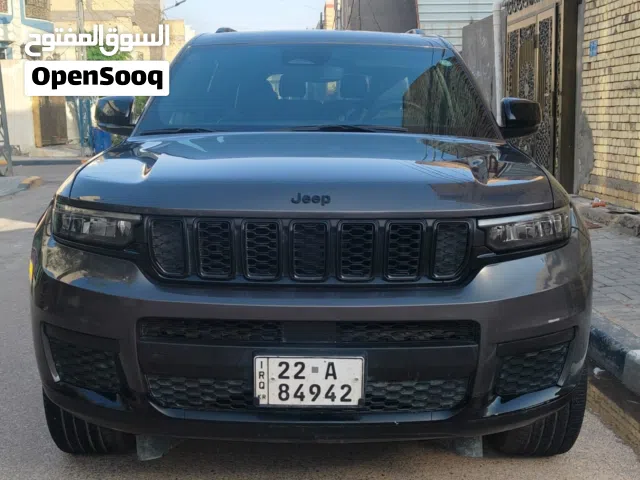 2024 جيب جراند شيروكى L Laredo 4X2