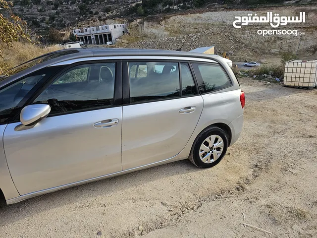 C4 grand picasso 7ركاب