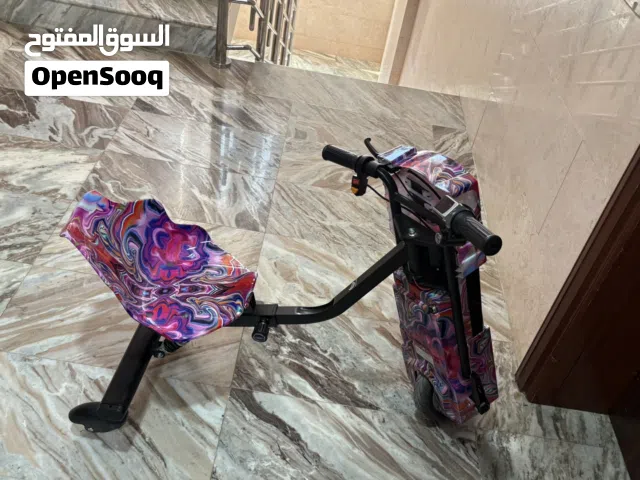 سكوتر في حالة ممتازة مستعمل قليل جدا