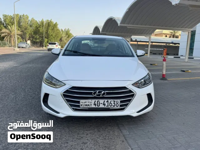 2017 Hyundai Elantra Standard