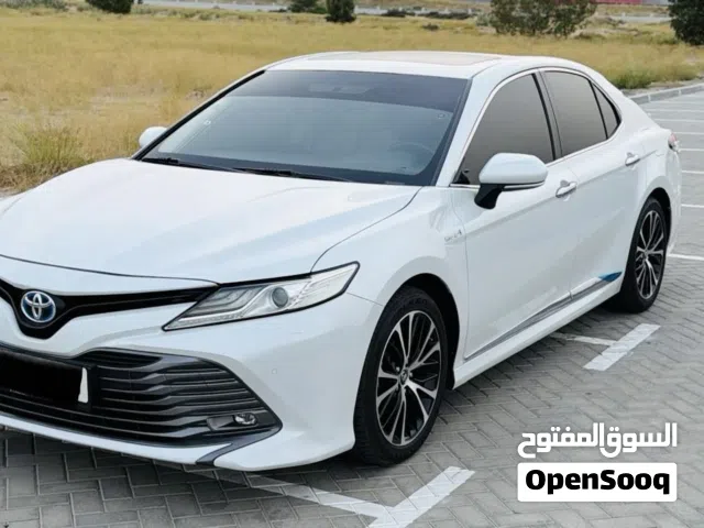 2019 تويوتا كامري Sport