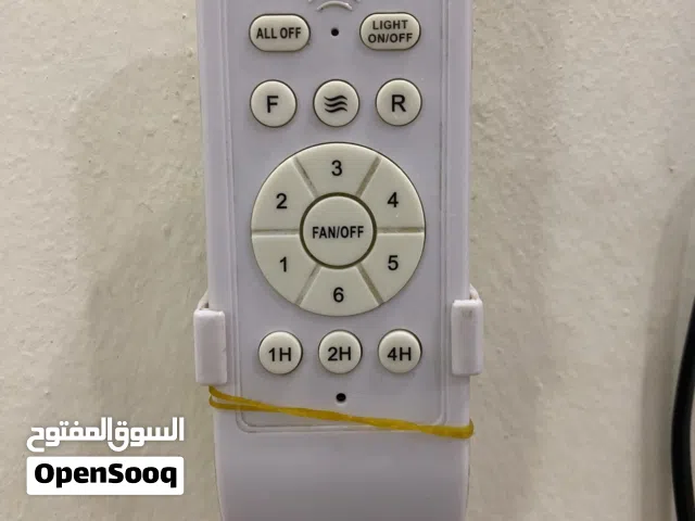 مروحة وثريه بلوتوث تلاث الوان وست درجات تفاصيل اكثر بلوصف