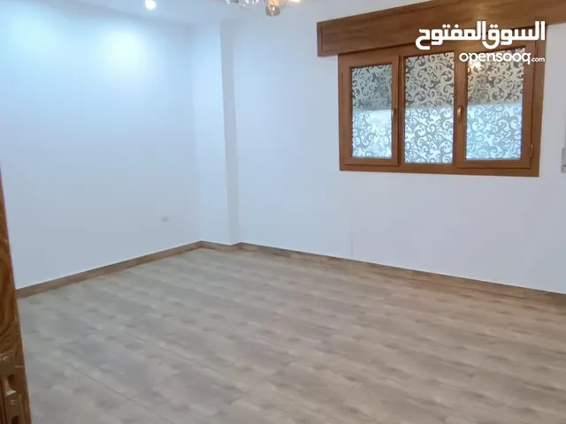 160 m2 3 Bedrooms Apartments for Rent in Tripoli Al-Serraj