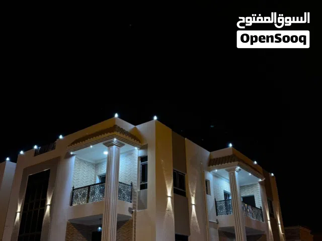 375 m2 More than 6 bedrooms Villa for Sale in Dhofar Salala
