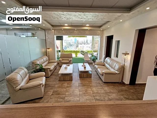 مركز اسنان للبيع مع الموقع