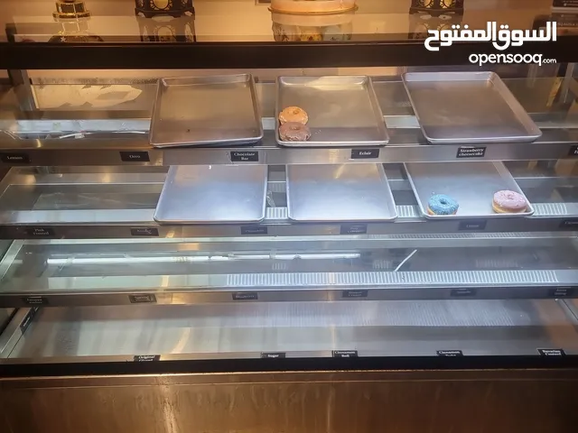 ثلاجة (حافظة فقط) عرض للبيع