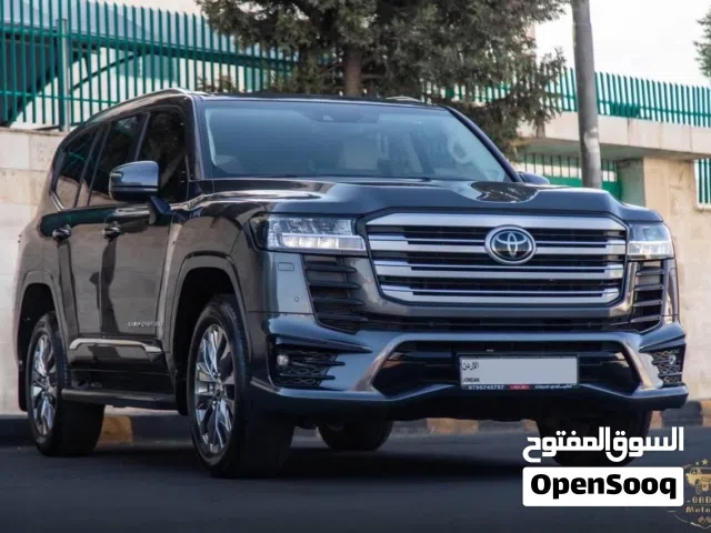 2024 Toyota Land Cruiser GXR