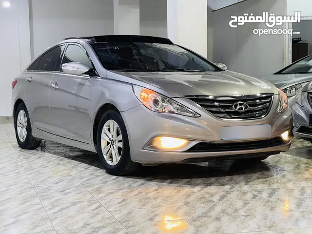 هيواندي سونات 2012فل رقم واحد جميع الكماليات عيب واحد لا كيف واصله الله يبارك