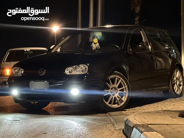 Golf mk4 موجوده برام الله 2002 بحاله ممتازه