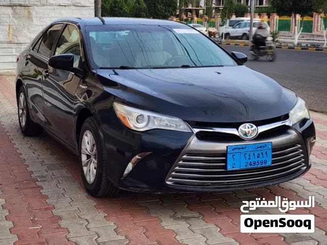 2017 تويوتا كامري LE