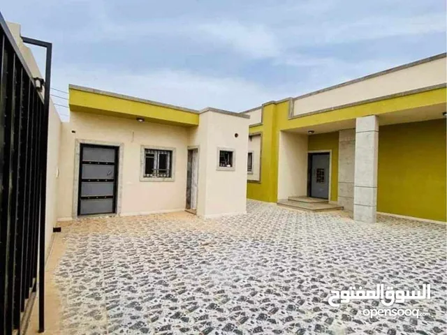 175 m2 3 Bedrooms Townhouse for Sale in Misrata Other