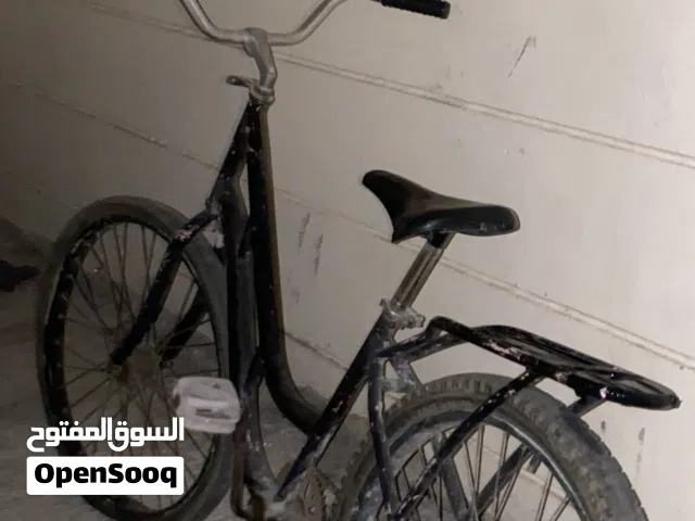 للبيع ثلاث سياكل (التباديل ) سعره 9دينار (الديو)سعره5دينار (الفراشه ) يبيله تيوب سعره5ونص