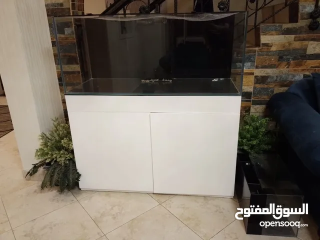 حوض سمك للبيع