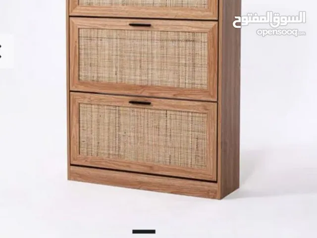Shoe cabinet