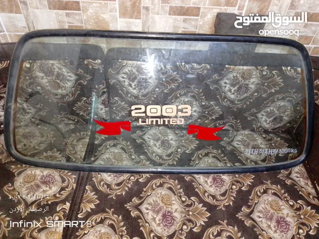 زجاج هونداي H100 وكاله مع الشبر وكوشوك مستعمل 16/55/195