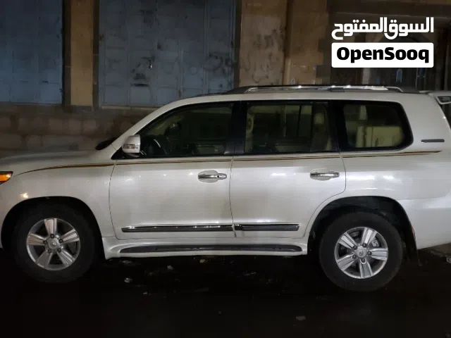 2015 تويوتا اخرى