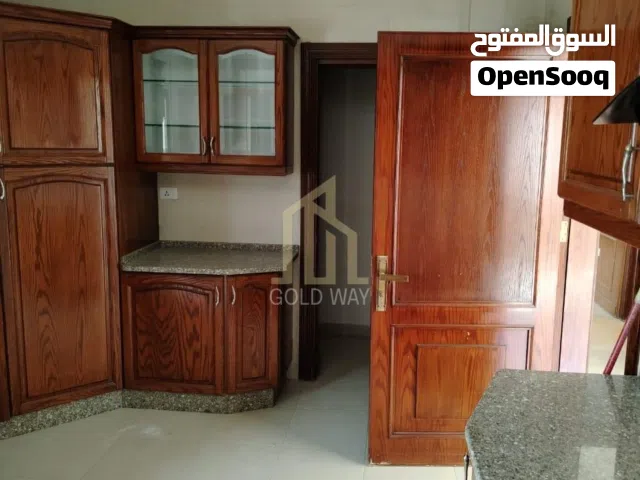 في موقع مميز في الرابية شقة أخير مع روف 290م بسعر مميز / ref 1167