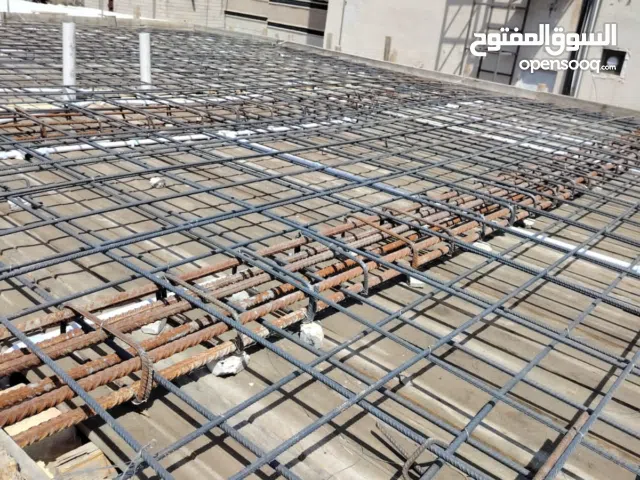 اسطة بناء تسليح وصب للبيوت والمحال التجارية والشقق