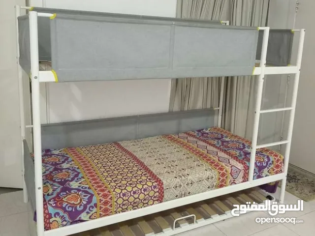 سرير من ايكيا البحرين
