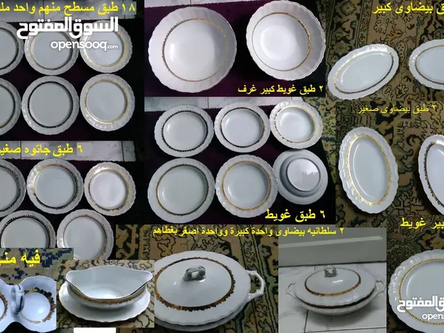 طقم صيني خامة زمان 44 قطعة عمره اكتر من 50 سنة