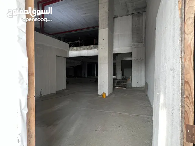 Unfurnished Shops in Muharraq Hidd