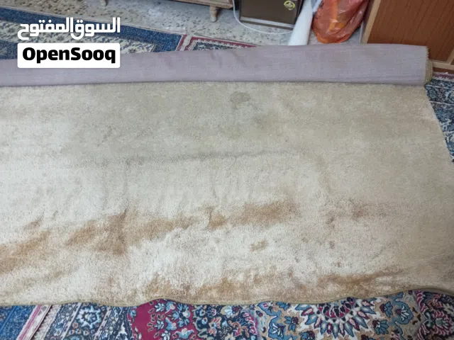 سجاد لون بيج مميز