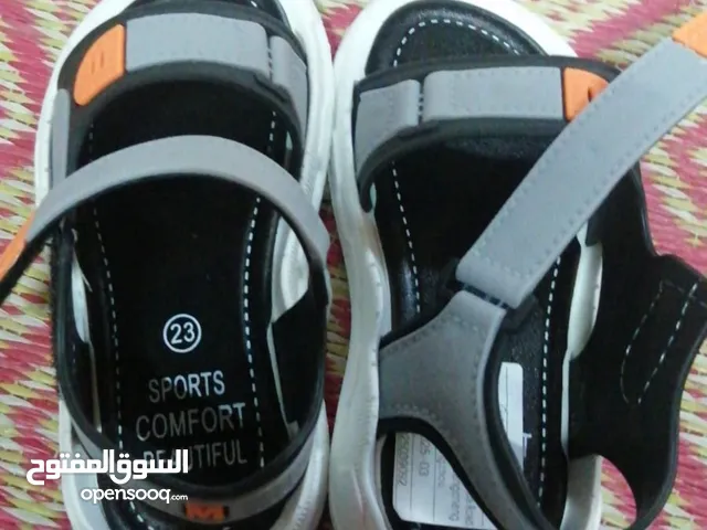 حقايب واكسيوارات الاطفال