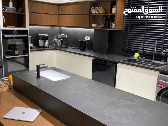 شقة للبيع في مدينه بيرزيت