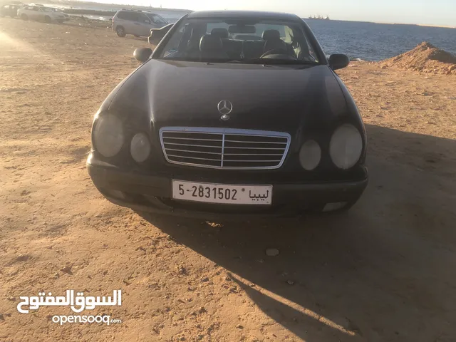Used Mercedes Benz CLK-Class in Qasr Al-Akhiar