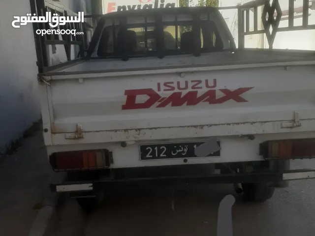 شاحنة خفيفة نوع اسيزي 2019 قروية نظيفة