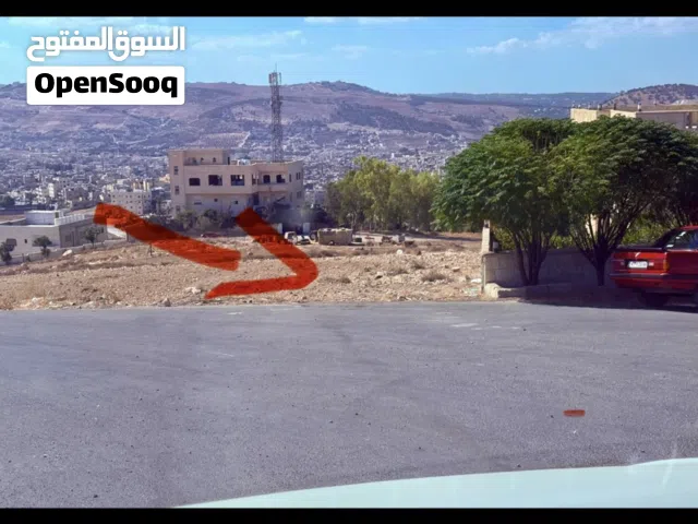 م730  سكنيه ابو نصير بالقرب من شارع الاردن مستشفى الرشيد