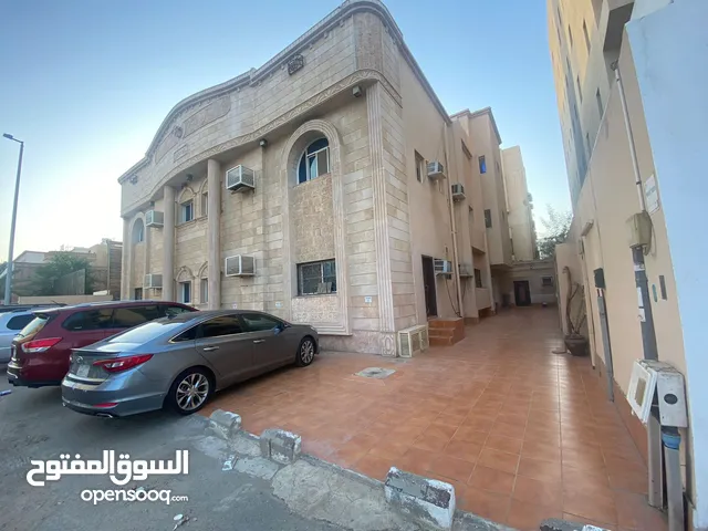 3 Floors Building for Sale in Jeddah An Nuzhah