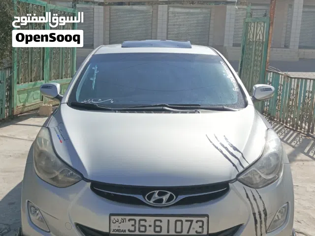 2013, هيونداي, النترا, Standard