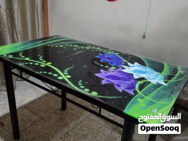 ميز طعام جام