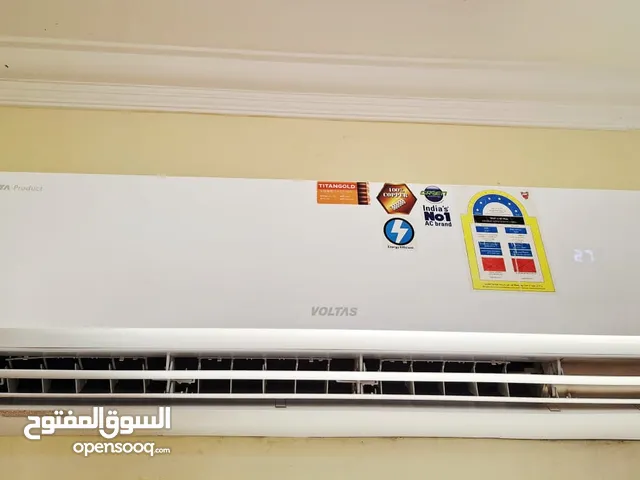 Split AC in good condition, 2.0 tons, includes 4 meters of copper piping.