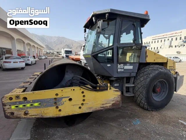 رولر دايناباك 12 طن موديل 2014 Roller for sale