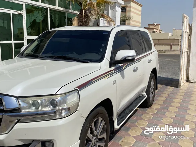 Used Toyota Land Cruiser in Abu Dhabi