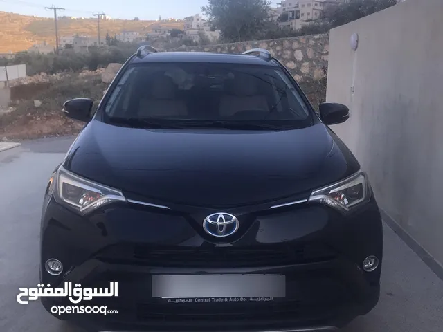 تويتا راف فور2017