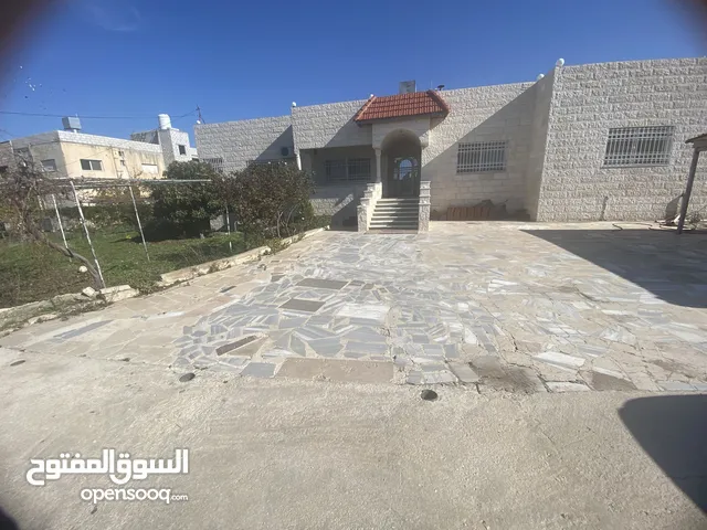 بيت فاخر مستقل للتأجير