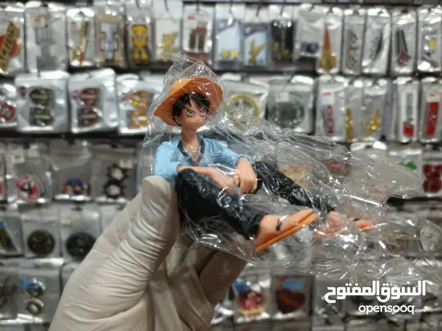 لوفي منتج لوفي يضع علي طبلون السيارات