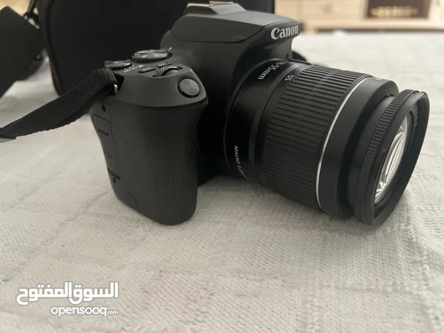 كميرا كانون D700