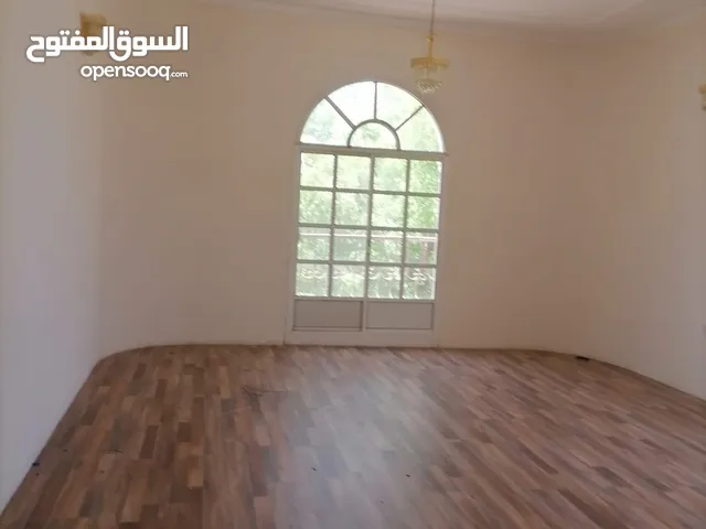 نزل للإيجار فخم وواسعة في مدينة زايد شامل الكهرباء والماء House for rent In Zayed City, comprehensi
