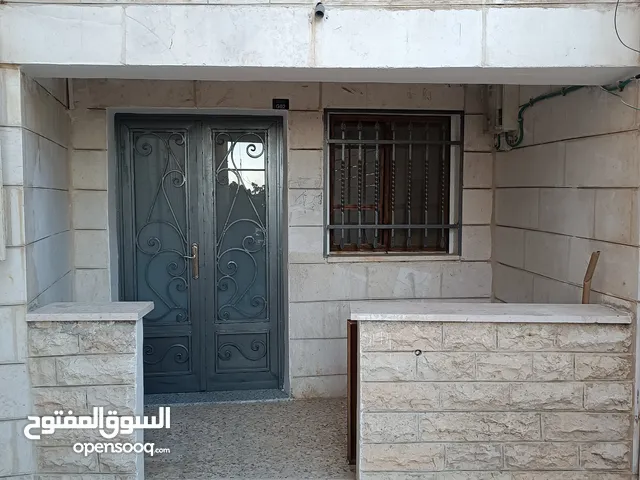 100 m2 2 Bedrooms Apartments for Rent in Ramallah and Al-Bireh Al Tira