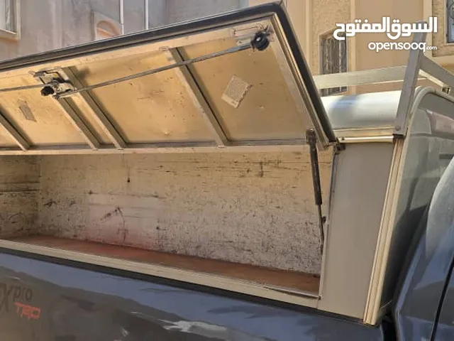 صندوق المنيوم العده يتحمل الاوزان الثقيله يركب على تويوتا تندرا 600 تخفيض