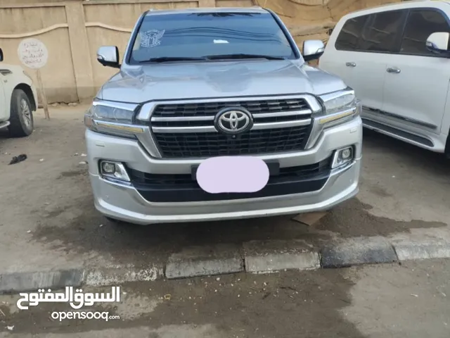 Land Cruiser 2020