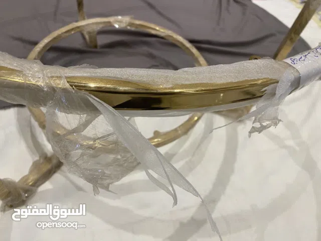 مجموعة ترابيزات استانلس جديده . . مربعه و دائرية و مستطيلة