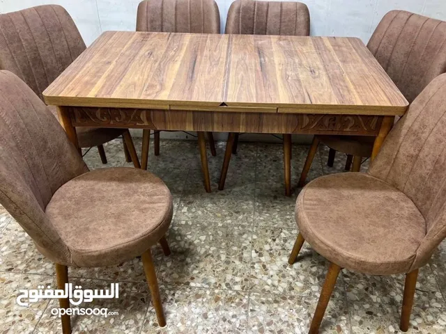 طاوله طعام