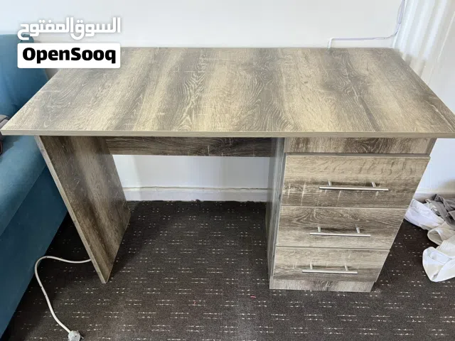 مكتب دراسة - مكتب موظفين