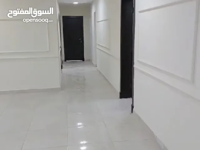 180 m2 5 Bedrooms Apartments for Rent in Dammam Iskan Dammam